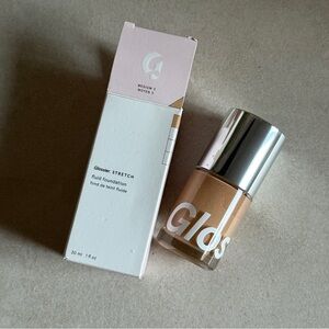 Glossier Stretch Fluid Foundation Medium 3 New in Box Clean Makeup